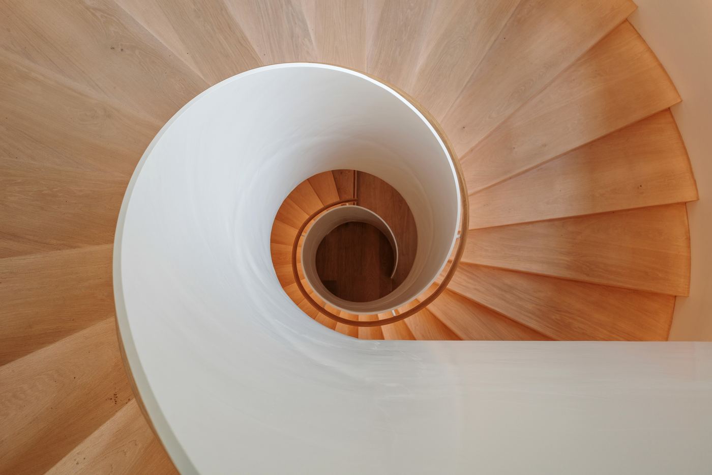 Interior with warm materials